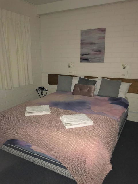 Kon Tiki Apartments - C Tourism 18