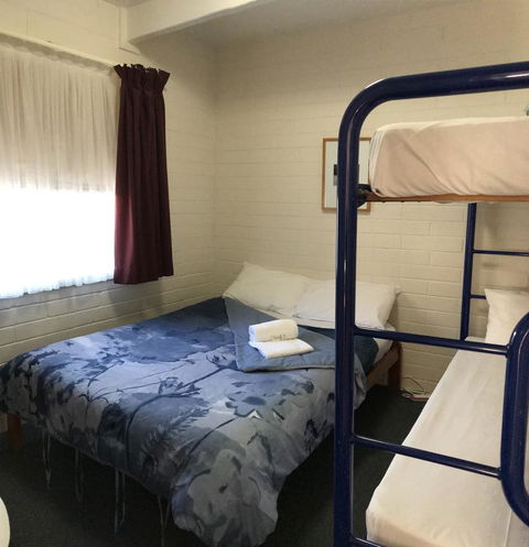 Kon Tiki Apartments - C Tourism 15