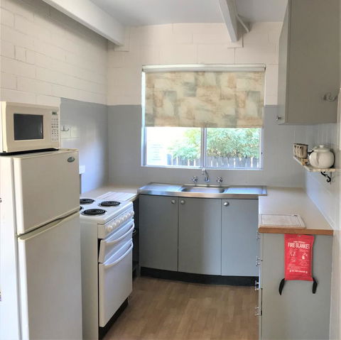 Kon Tiki Apartments - C Tourism 29