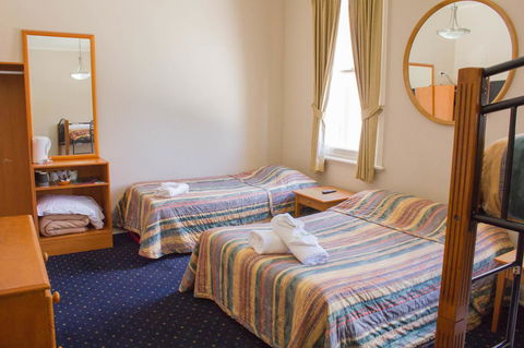 Gardners Inn Hotel - C Tourism 19