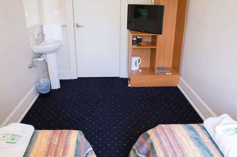 Gardners Inn Hotel - C Tourism 18