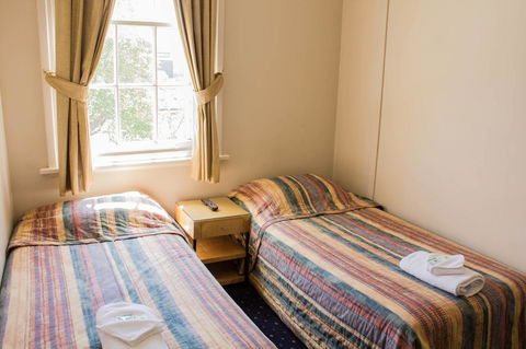 Gardners Inn Hotel - C Tourism 37