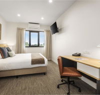 Quest Nowra - C Tourism