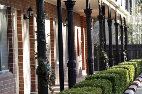 Carlyle Suites & Apartments - C Tourism 15