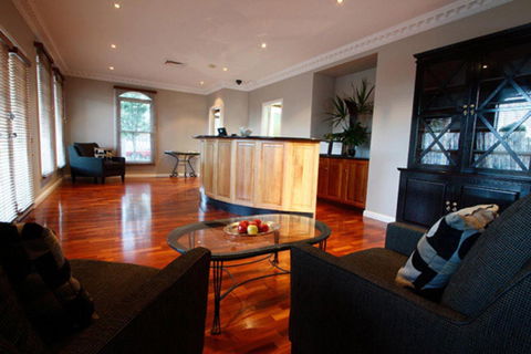 Carlyle Suites & Apartments - C Tourism 1