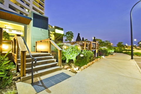 Nomikis\'On The Avenue - C Tourism 2