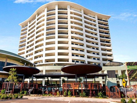 Nomikis\'On The Avenue - C Tourism 16