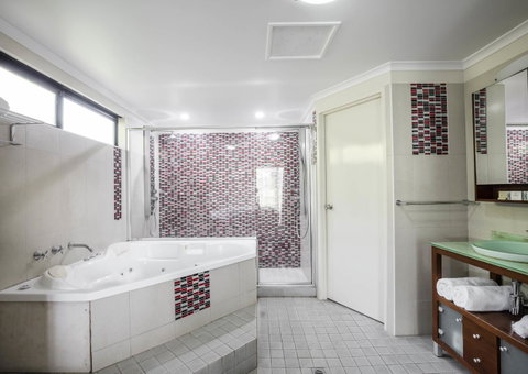 Mercure Darwin Airport Resort - C Tourism 11