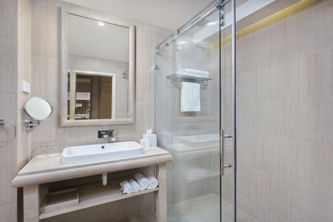 Crowne Plaza Alice Springs Lasseters, An IHG Hotel - C Tourism 3