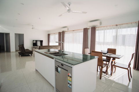 Darwin City Hotel - C Tourism 8