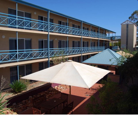 Stay At Alice Springs Hotel - C Tourism 11