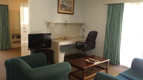 Stay At Alice Springs Hotel - C Tourism 16