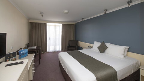 Stay At Alice Springs Hotel - C Tourism 3