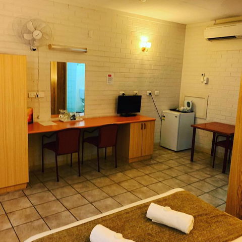 Pine Tree Motel - C Tourism 20