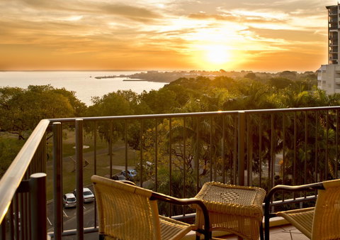 Mantra On The Esplanade - C Tourism 27