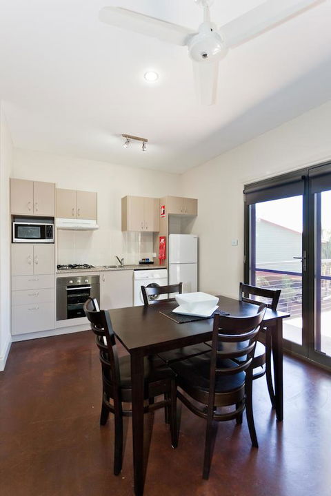 Alice On Todd Apartments - C Tourism 19