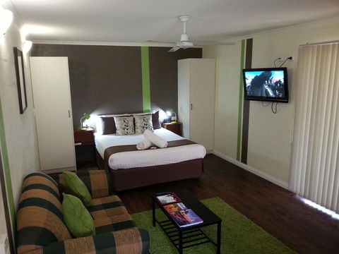 Alice On Todd Apartments - C Tourism 18
