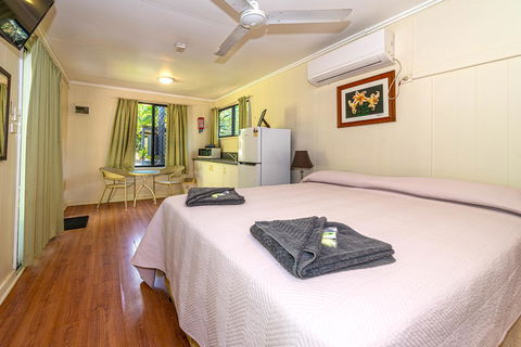 Oasis Tourist Park - C Tourism 9