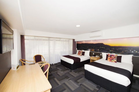 Mercure Alice Springs Resort - C Tourism 7