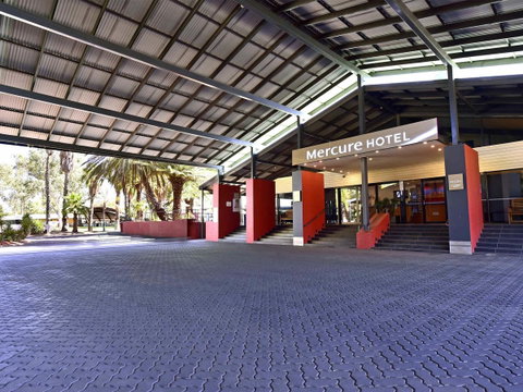 Mercure Alice Springs Resort - C Tourism 3