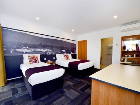 Mercure Alice Springs Resort - C Tourism 1