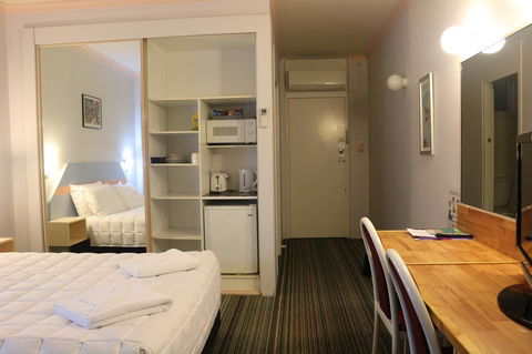 Golden Sands Motor Inn - C Tourism 4