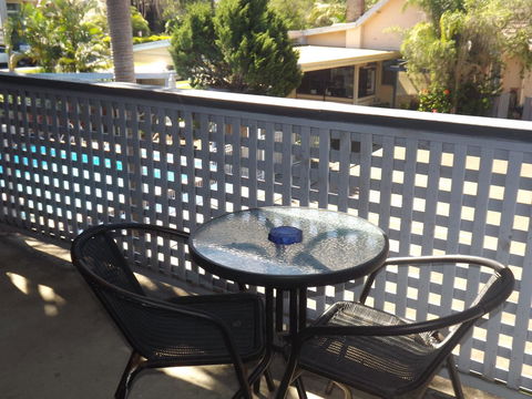 Golden Sands Motor Inn - C Tourism 6