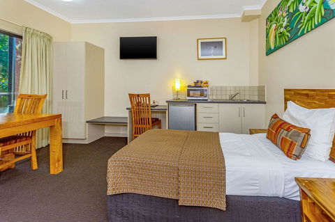 Quality Hotel Darwin Airport - C Tourism 11
