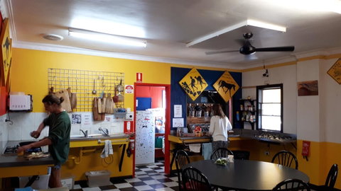 Alice\'s Secret Travellers Inn - C Tourism 28