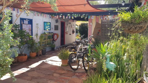 Alice\'s Secret Travellers Inn - C Tourism 15