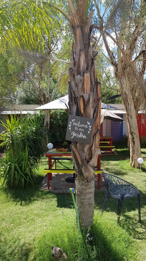 Alice\'s Secret Travellers Inn - C Tourism 16