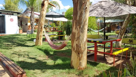 Alice\'s Secret Travellers Inn - C Tourism 24