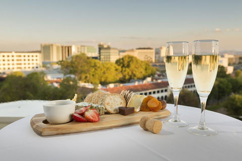 Novotel Canberra - C Tourism 39