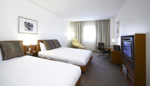 Novotel Canberra - C Tourism 19