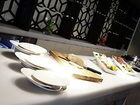 Novotel Canberra - C Tourism 30