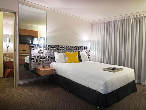 QT Canberra - C Tourism 8