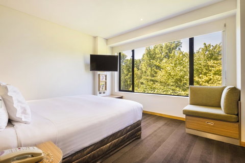 Crowne Plaza Canberra, An IHG Hotel - C Tourism 30