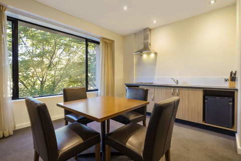 Crowne Plaza Canberra, An IHG Hotel - C Tourism 39