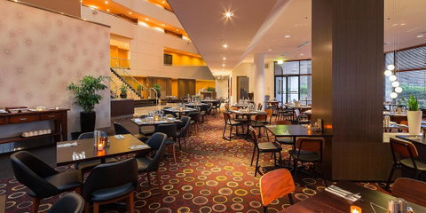 Crowne Plaza Canberra, An IHG Hotel - C Tourism 4
