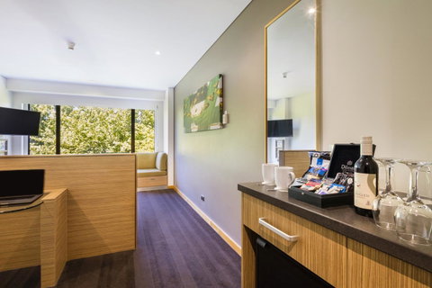 Crowne Plaza Canberra, An IHG Hotel - C Tourism 42