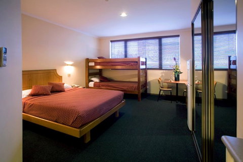 Madison Capital Executive Apartments - C Tourism 1