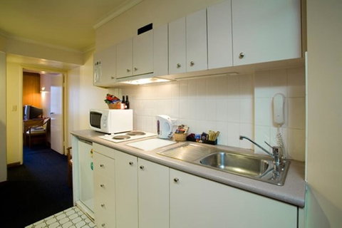 Madison Capital Executive Apartments - C Tourism 5