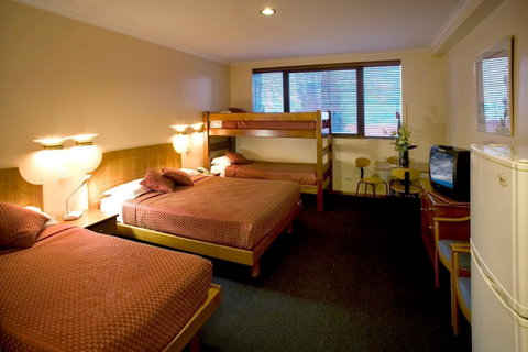 Madison Capital Executive Apartments - C Tourism 4