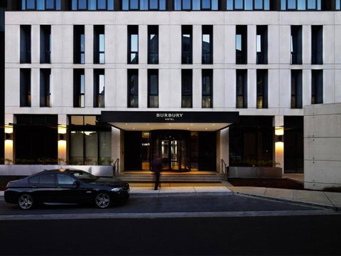 Burbury Hotel - C Tourism 0