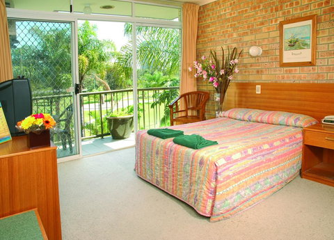 Bombora Resort - Coolangatta - C Tourism 2