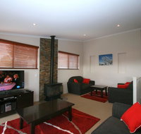 Boronia 4/30 Nettin Circuit - C Tourism