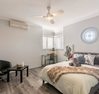 Boutique Private Rm situated in the heart of Burwood7 - C Tourism