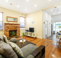Boutique Stays - Clifton Park House in Clifton Hill - C Tourism