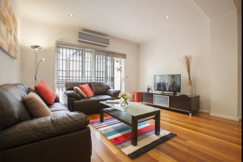 Boutique Stays - Melrose Terrace, Townhouse In North Melbourne - C Tourism 3