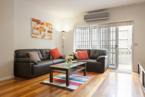 Boutique Stays - Melrose Terrace, Townhouse In North Melbourne - C Tourism 1